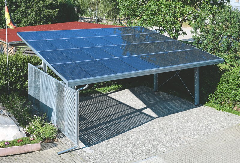 Carport mit einem Photovoltaikdach